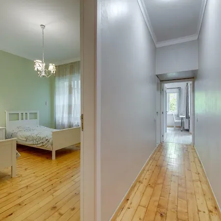Central Apartment アパート *